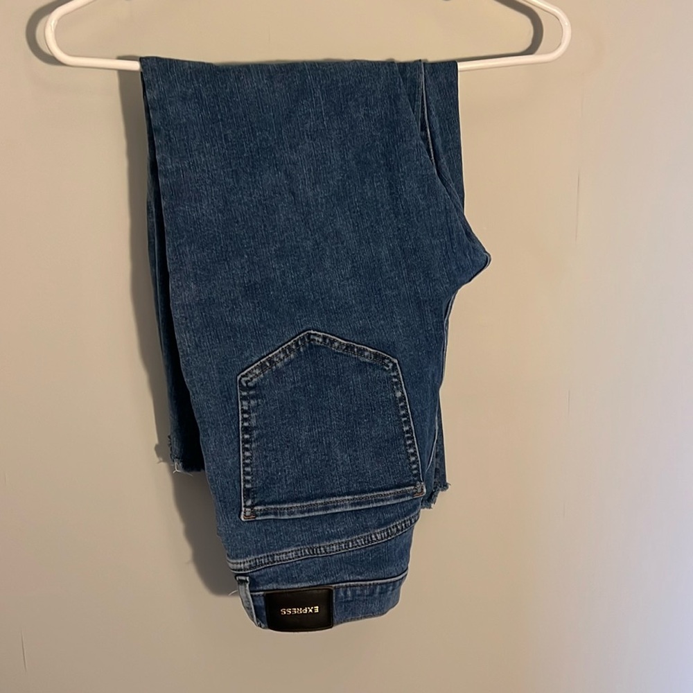 Express Cropped Flair Hugh Waisted Jean